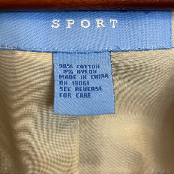 DONCASTER SPORT Women’s Tan White Red
Plaid Cropped Puff Sleeve Blazer Size 4 - Picture 11 of 15